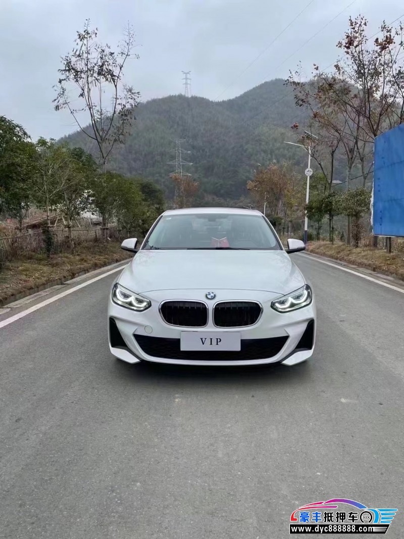 22年宝马1系轿车抵押车出售