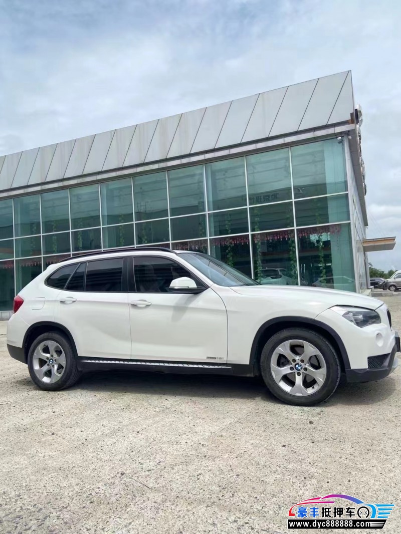 14年宝马X1轿车抵押车出售