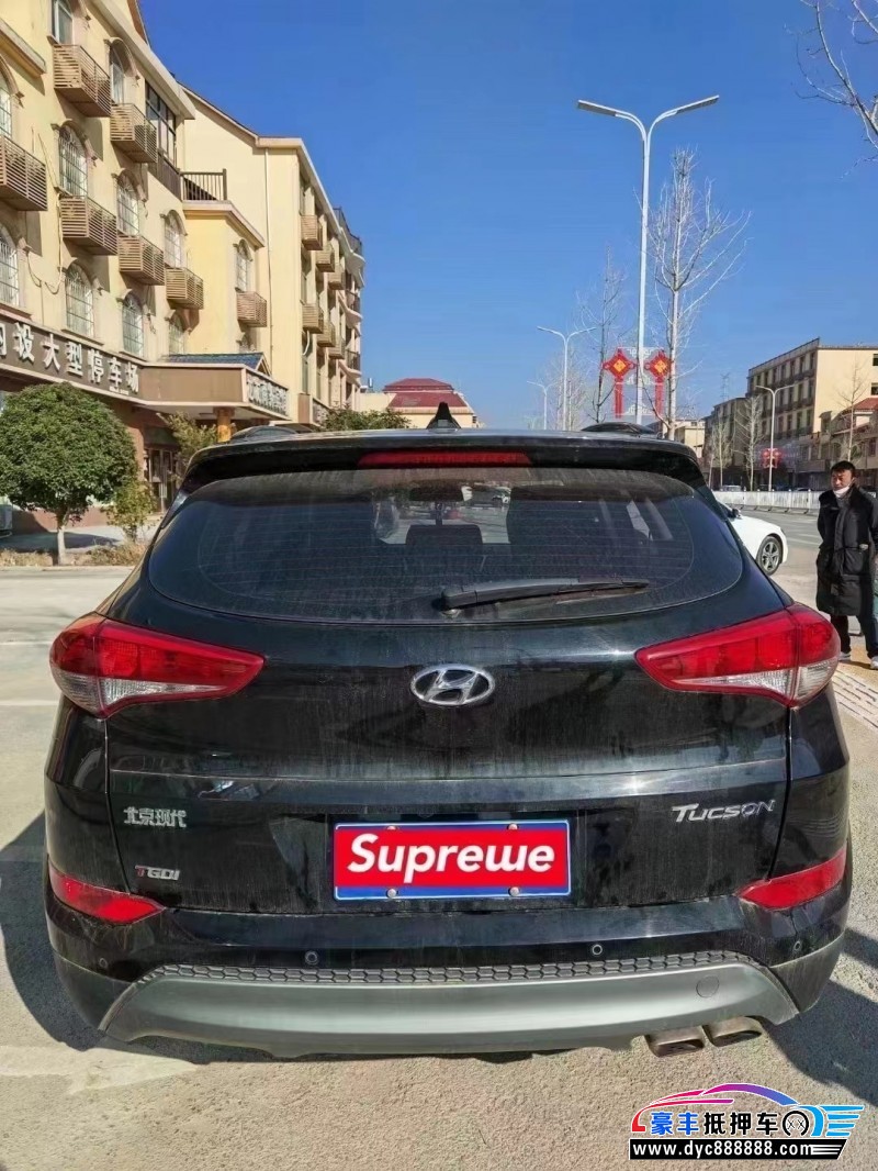 18年现代途胜轿车抵押车出售