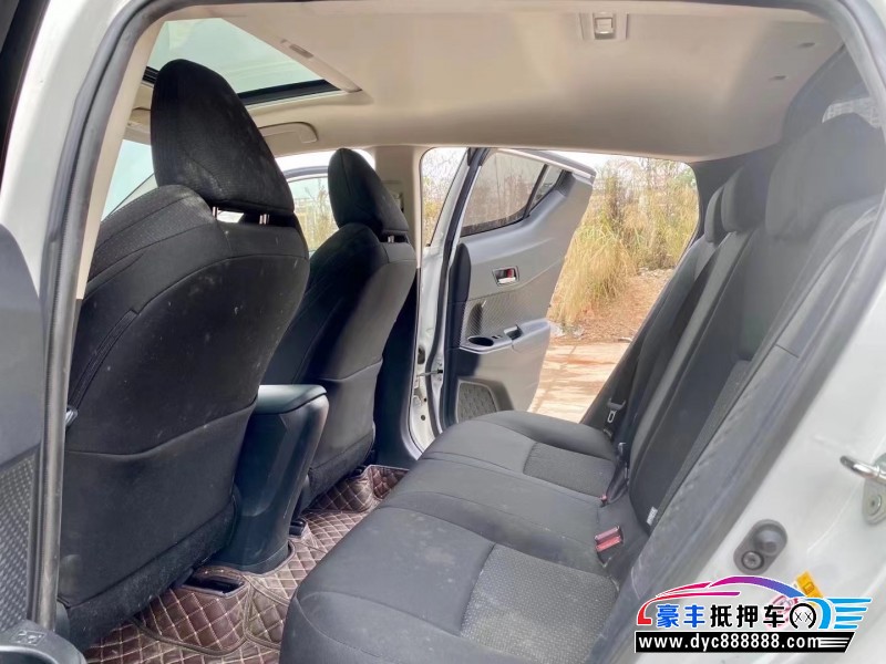 21年丰田C-HRSUV抵押车出售