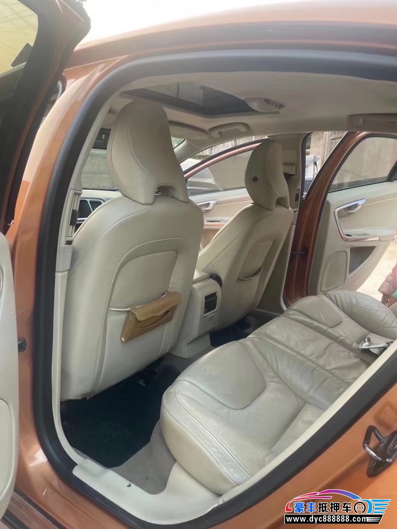 21年丰田C-HRSUV抵押车出售