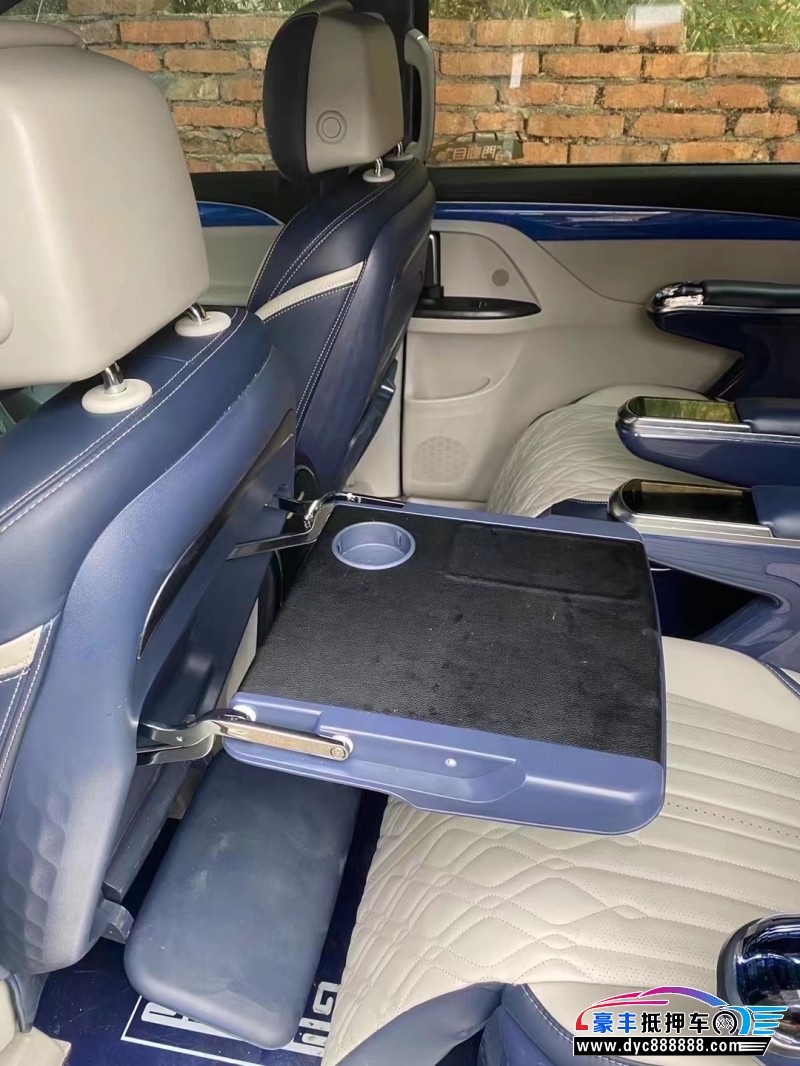 20年别克GL8轿车抵押车出售