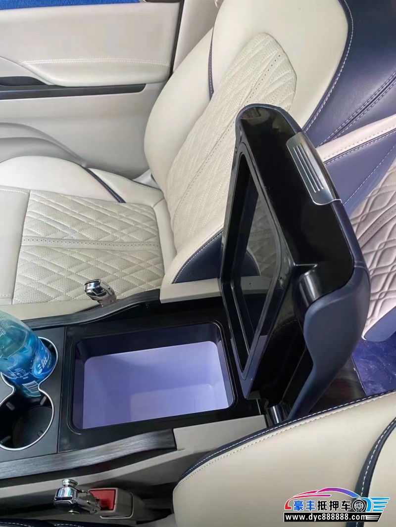 20年别克GL8轿车抵押车出售