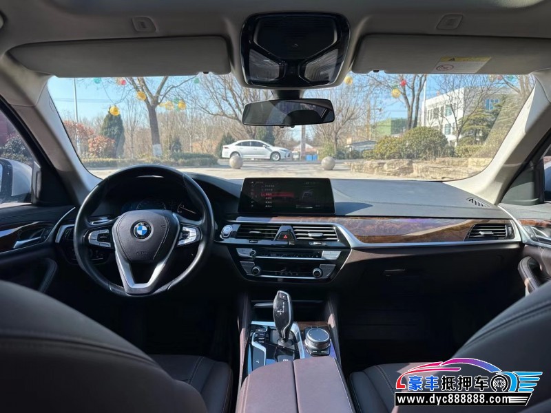 19年宝马5系轿车抵押车出售