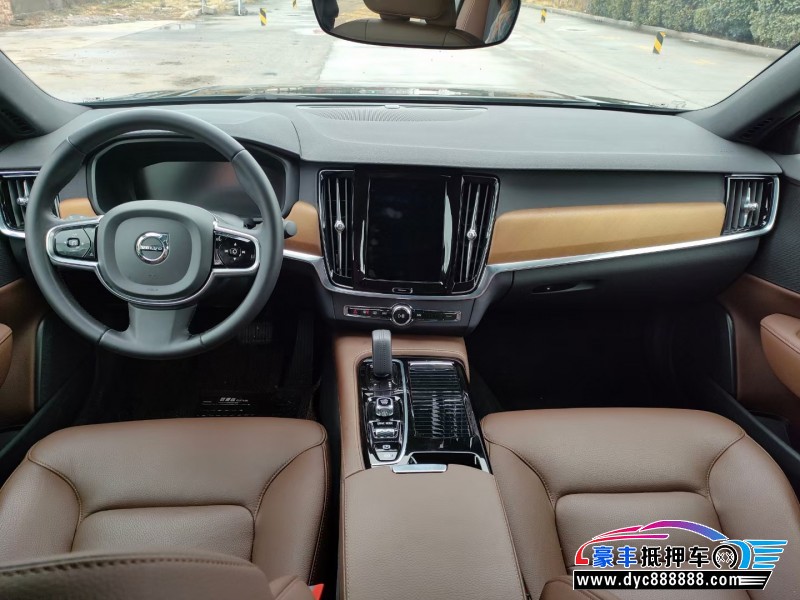 21年沃尔沃S90轿车抵押车出售