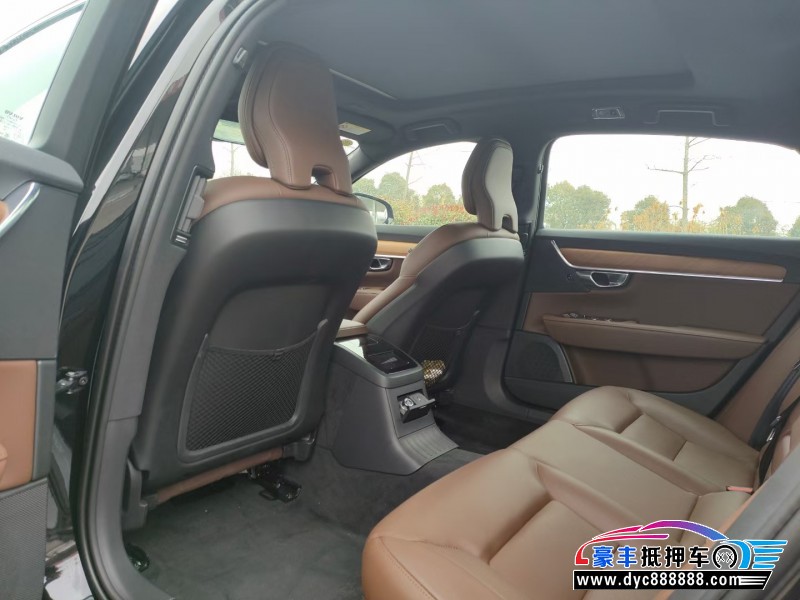 21年沃尔沃S90轿车抵押车出售