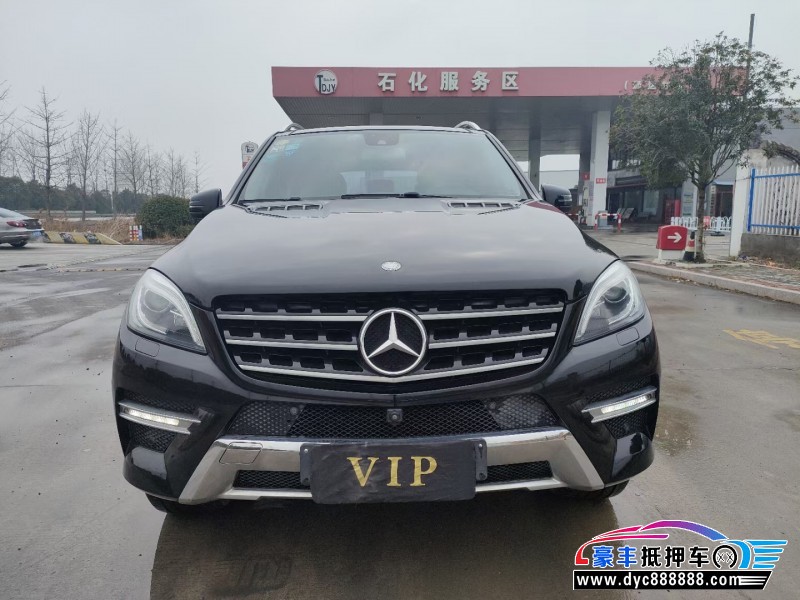 13年奔驰ML轿车抵押车出售