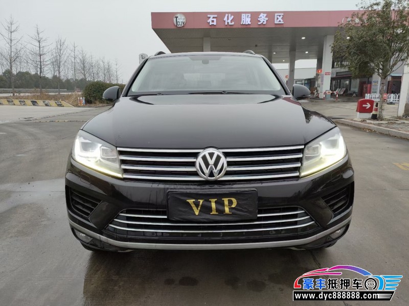 16年大众途锐轿车抵押车出售