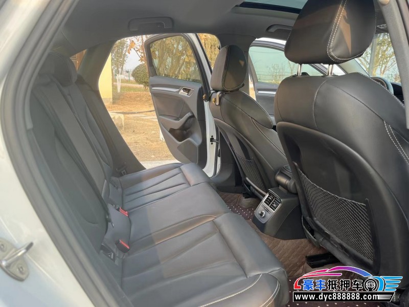 19年奥迪A3轿车抵押车出售