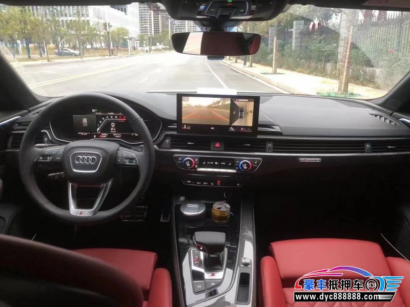 22年奥迪S5轿车抵押车出售