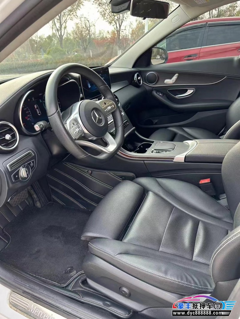 21年奔驰C轿车抵押车出售