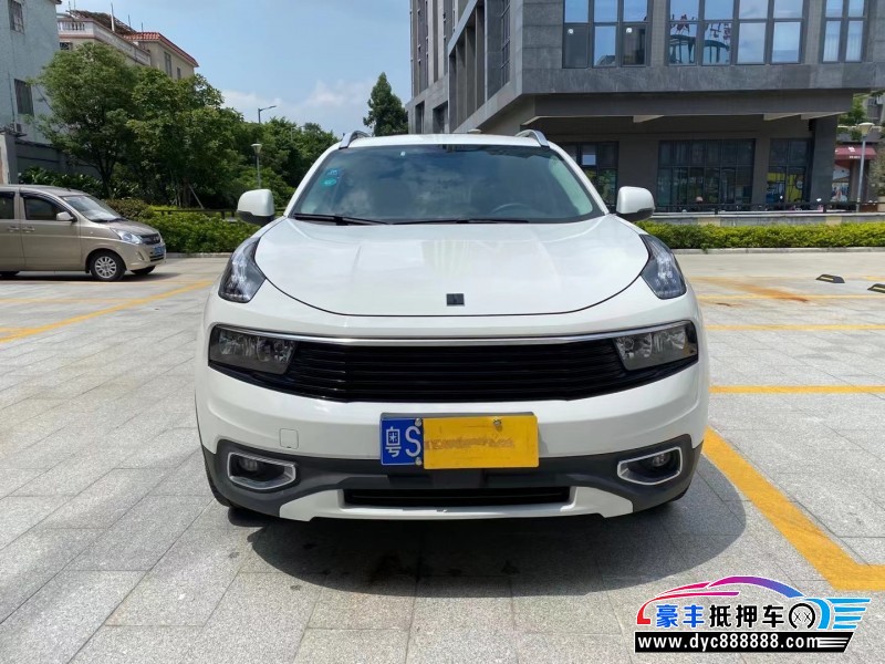 18年领克01轿车抵押车出售