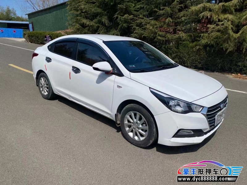 19年现代悦纳轿车抵押车出售