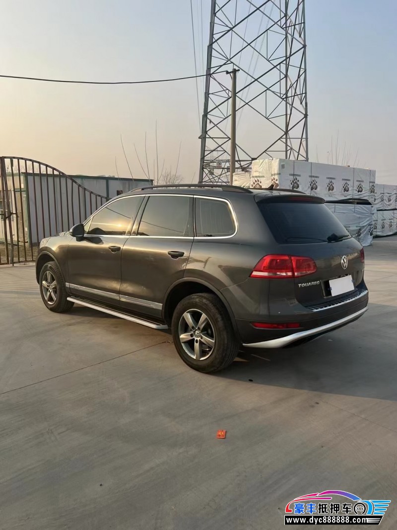 11年大众途锐轿车抵押车出售