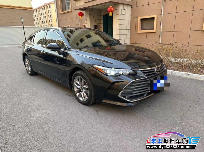 20年丰田亚洲龙轿车抵押车出售