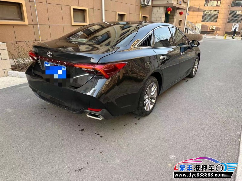 20年丰田亚洲龙轿车抵押车出售