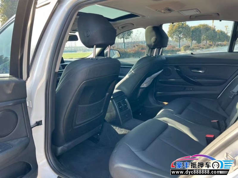 19年宝马3系轿车抵押车出售