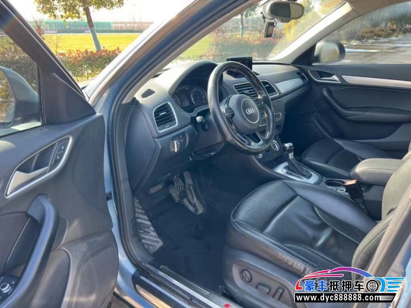 15年奥迪Q3轿车抵押车出售