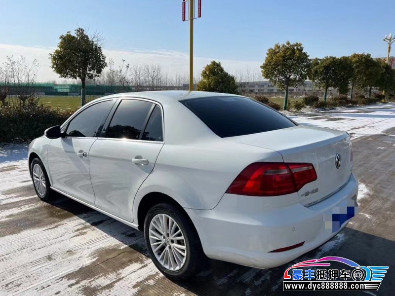 14年大众宝来轿车抵押车出售