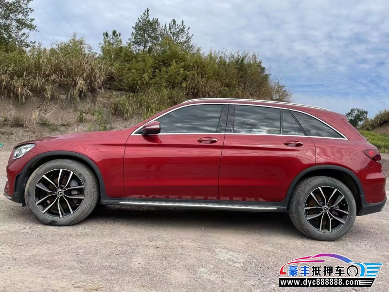 19年奔驰GLC轿车抵押车出售