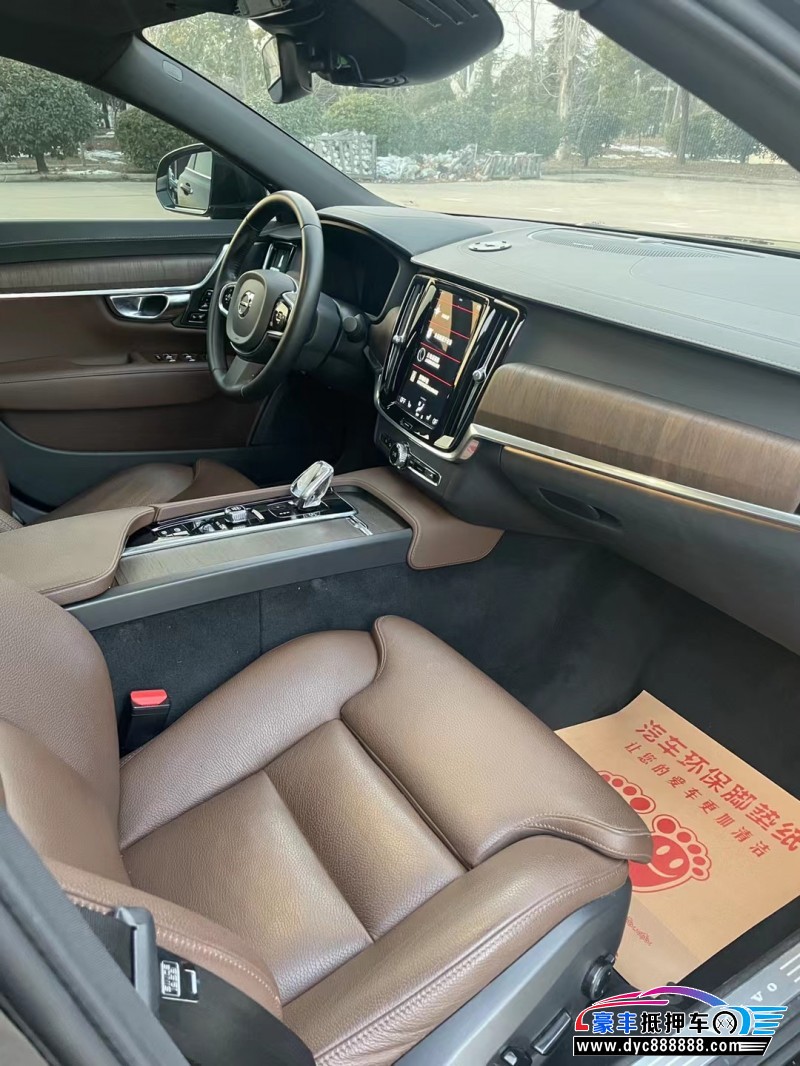 21年沃尔沃S90轿车抵押车出售