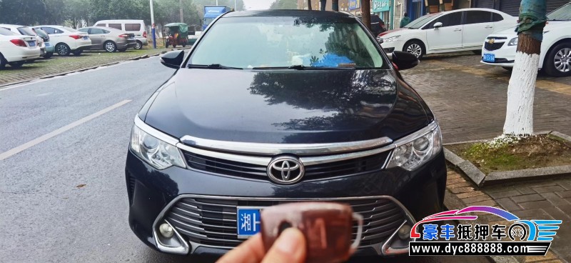 17年丰田凯美瑞轿车抵押车出售