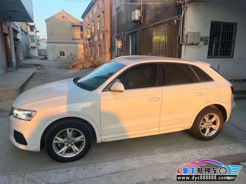 17年奥迪Q3轿车抵押车出售