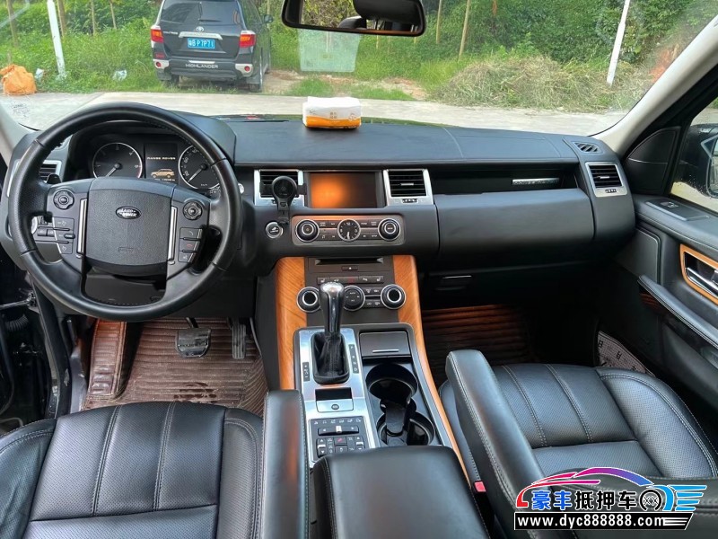 13年路虎揽胜行政轿车抵押车出售