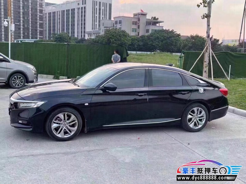 19年本田雅阁轿车抵押车出售