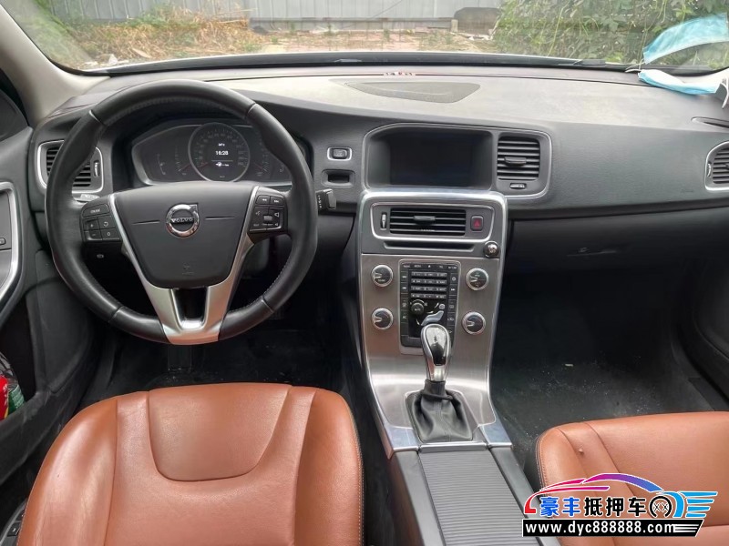 18年沃尔沃S60L轿车抵押车出售