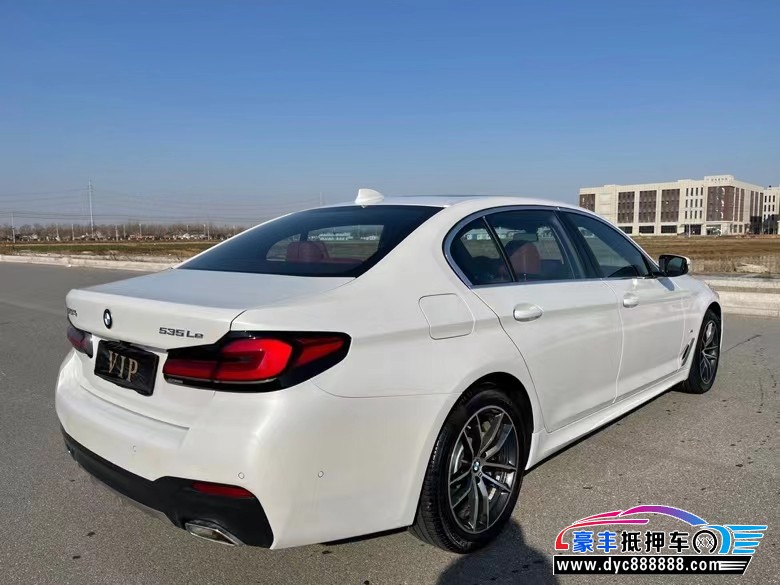 21年宝马5系轿车抵押车出售