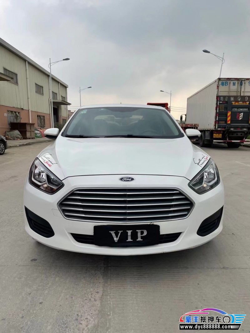 18年福特福睿斯轿车抵押车出售