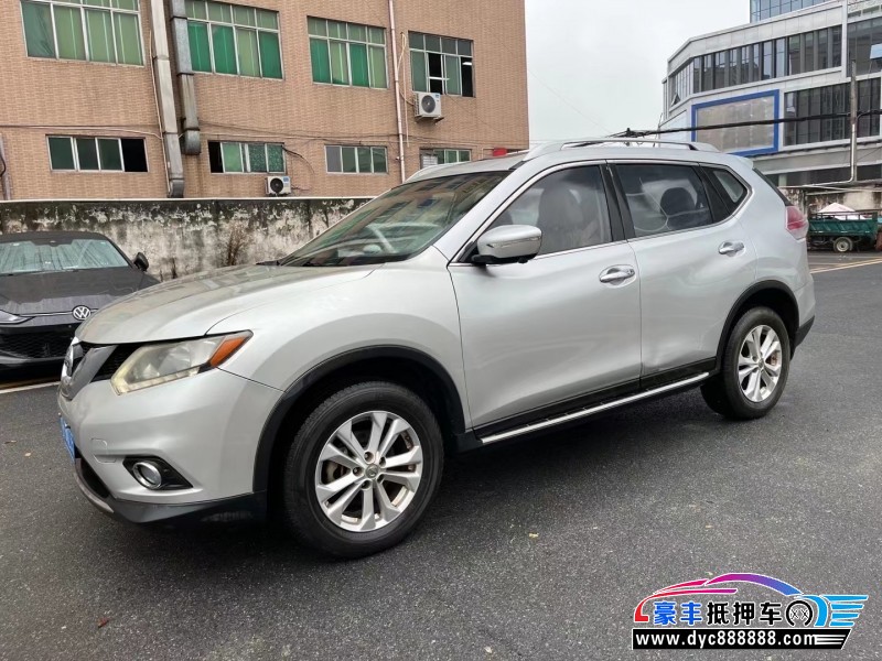 15年日产奇骏轿车抵押车出售