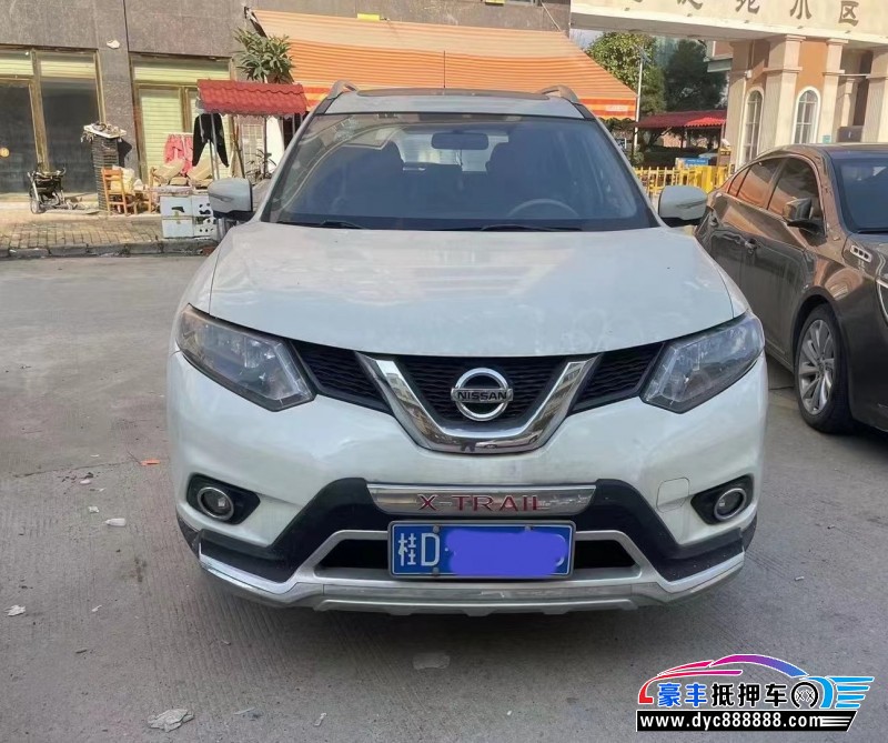 16年日产奇骏轿车抵押车出售