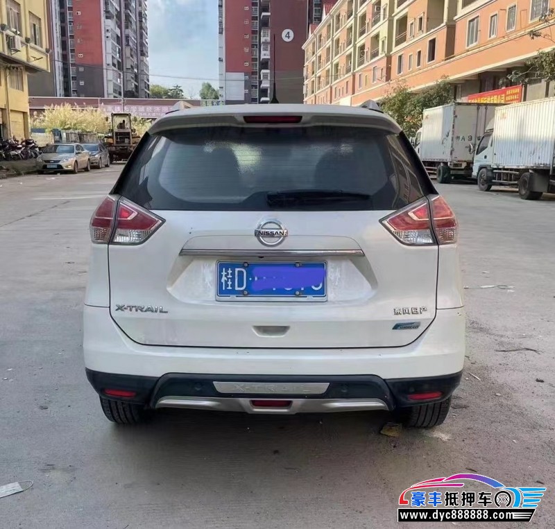 16年日产奇骏轿车抵押车出售