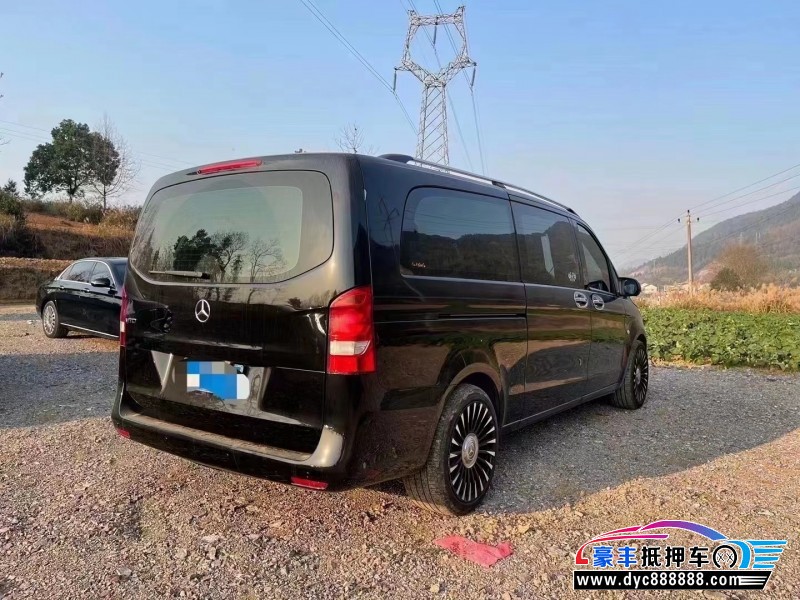 19年奔驰威霆轿车抵押车出售