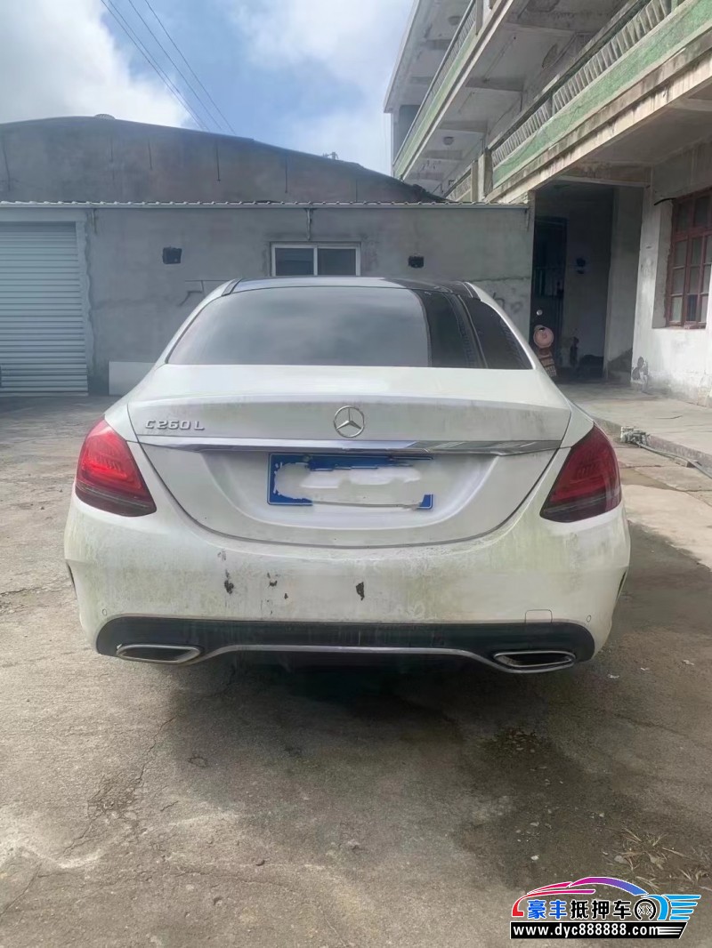 19年奔驰C轿车抵押车出售