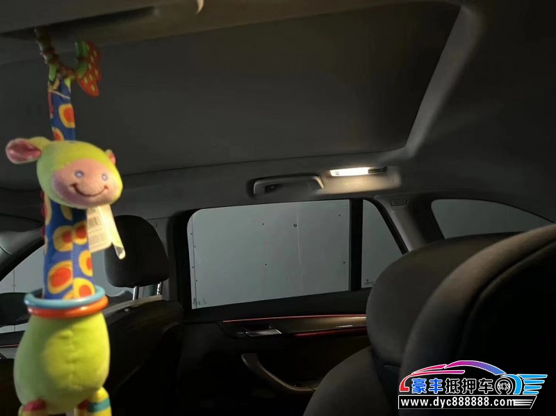 19年宝马X1轿车抵押车出售