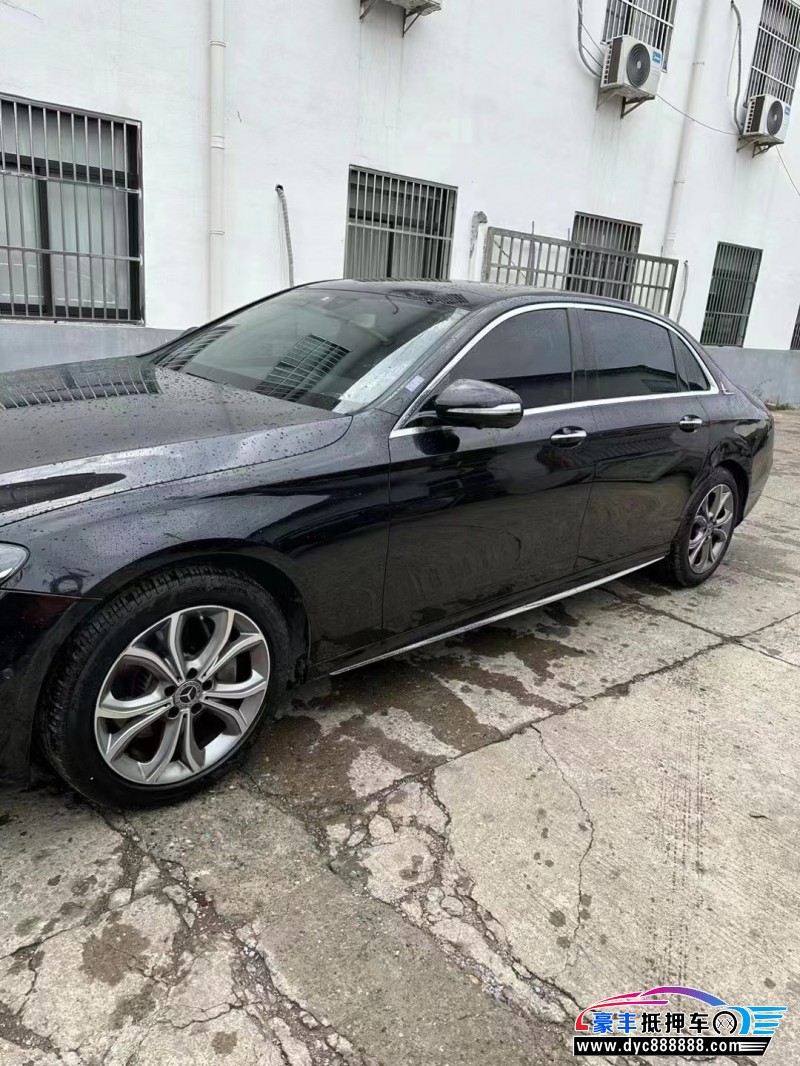 20年奔驰E轿车抵押车出售