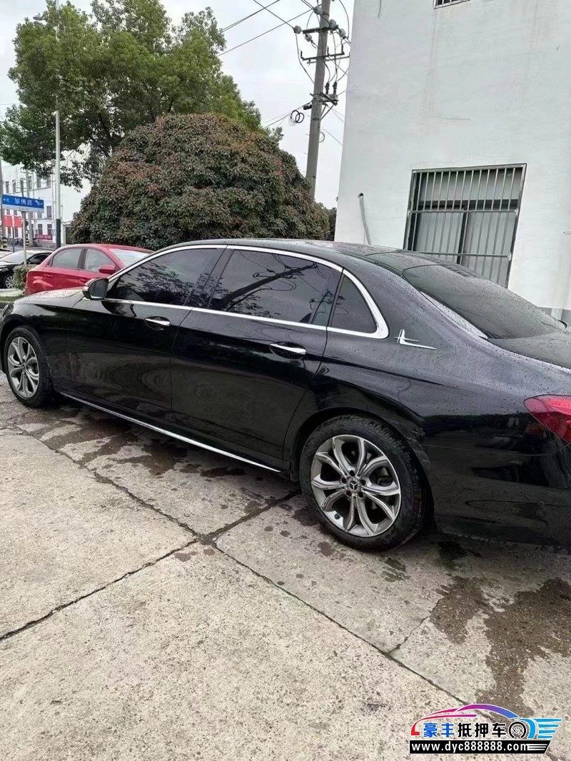 20年奔驰E轿车抵押车出售