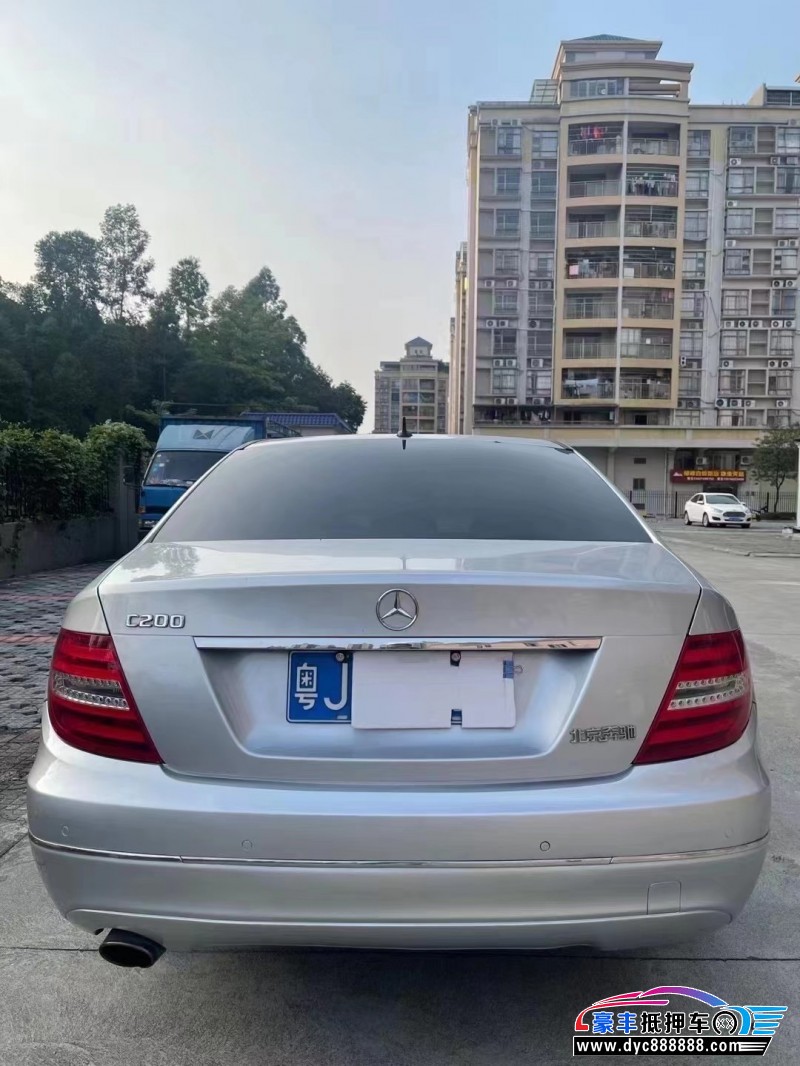 12年奔驰C轿车抵押车出售