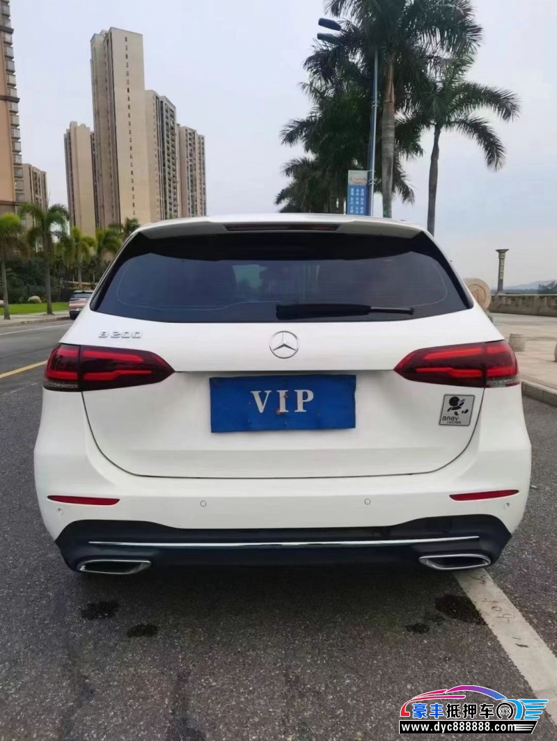 20年奔驰B轿车抵押车出售