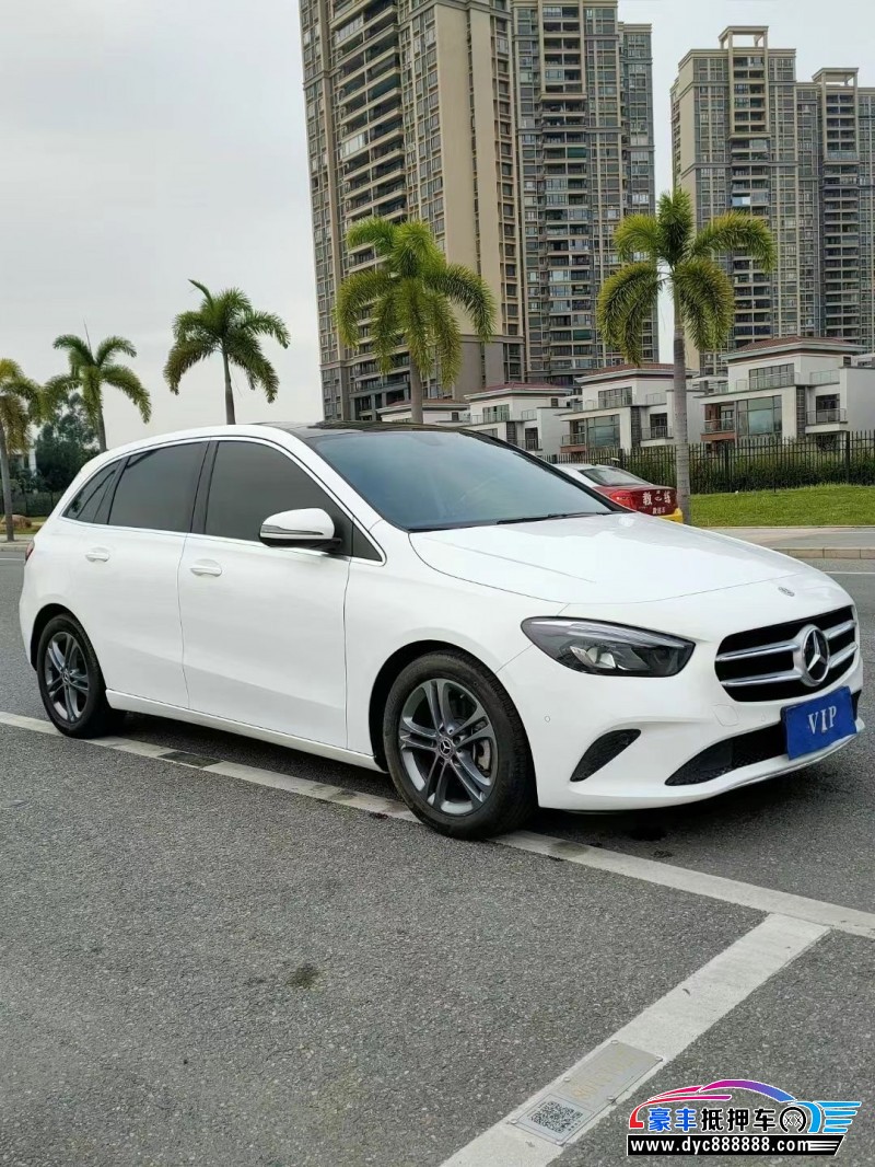 20年奔驰B轿车抵押车出售