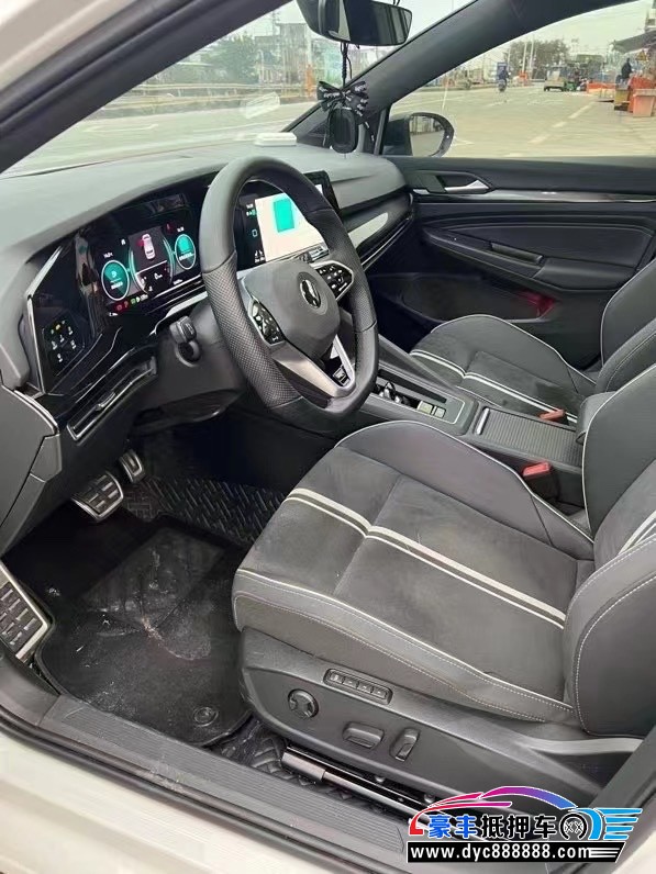 22年大众高尔夫轿车抵押车出售