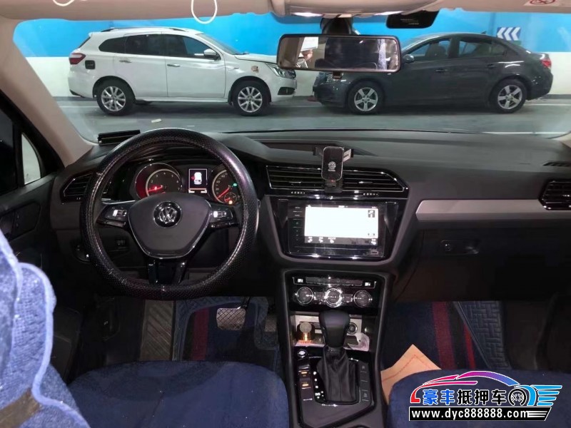 20年大众途观轿车抵押车出售