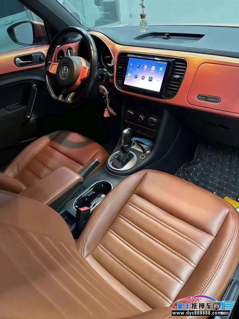 17年大众甲壳虫轿车抵押车出售