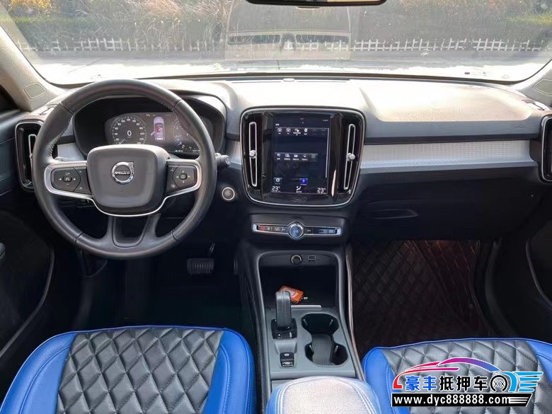 19年沃尔沃XC40轿车抵押车出售