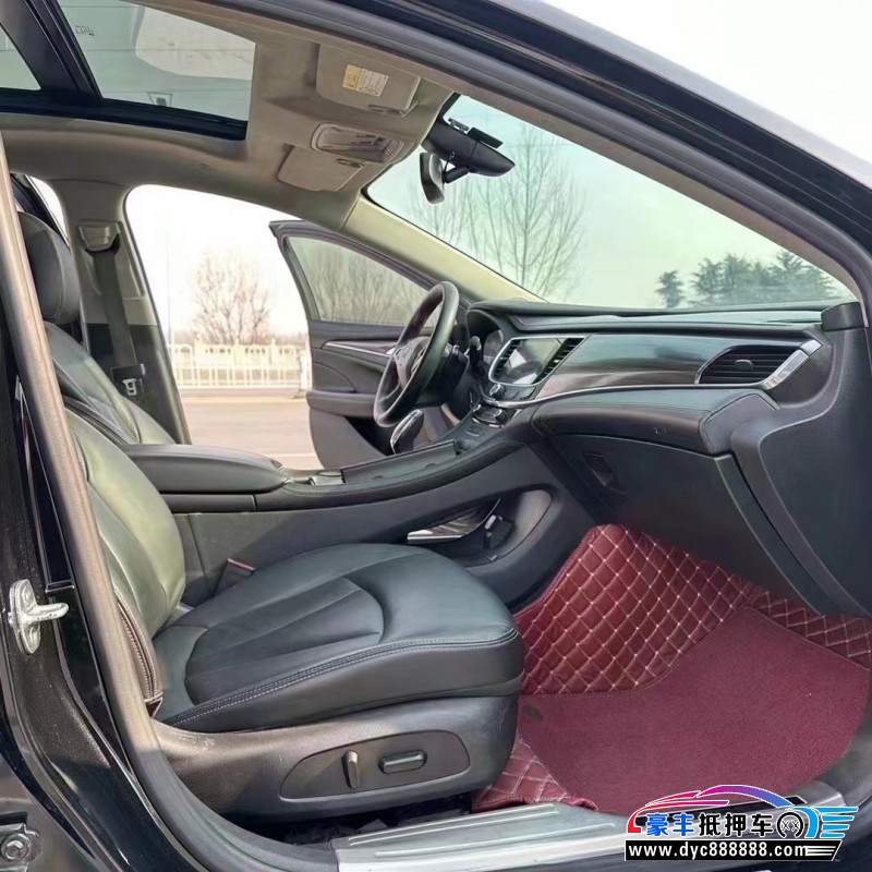 20年别克君越轿车抵押车出售