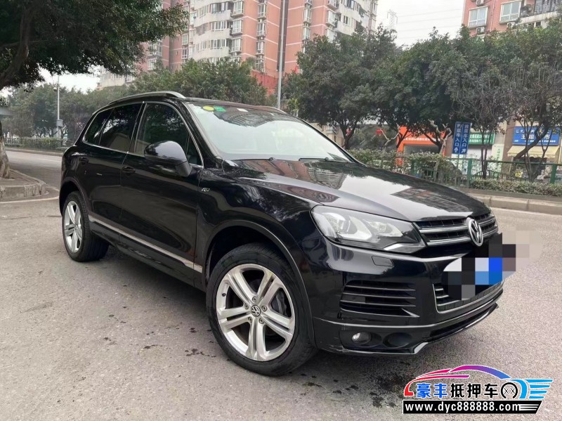 14年大众途锐轿车抵押车出售