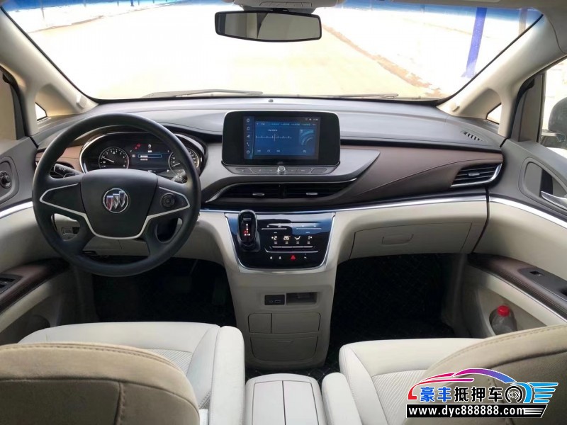 22年别克GL8MPV抵押车出售